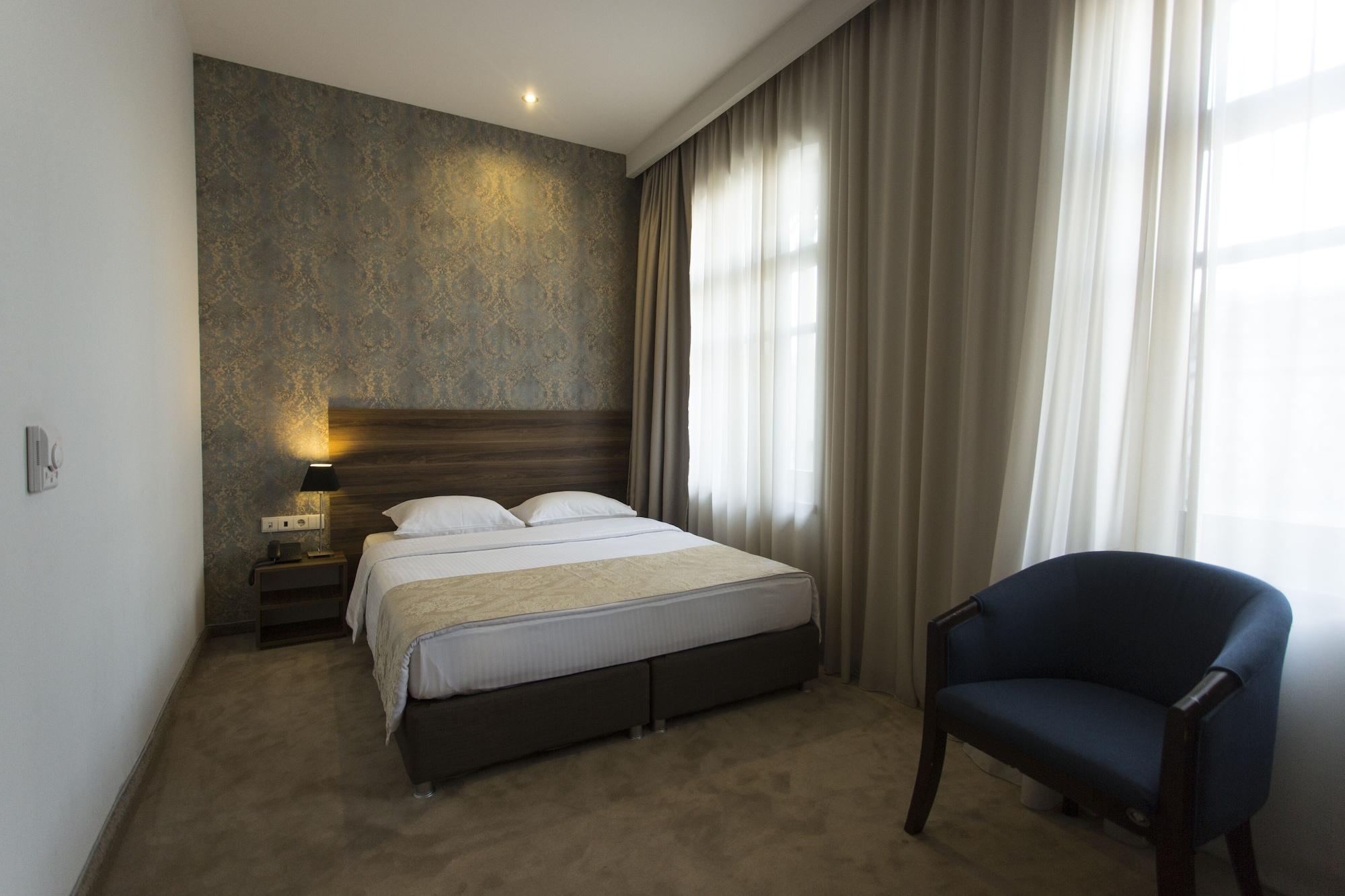 Old Meidan Tbilisi By Urban Hotels ภายนอก รูปภาพ