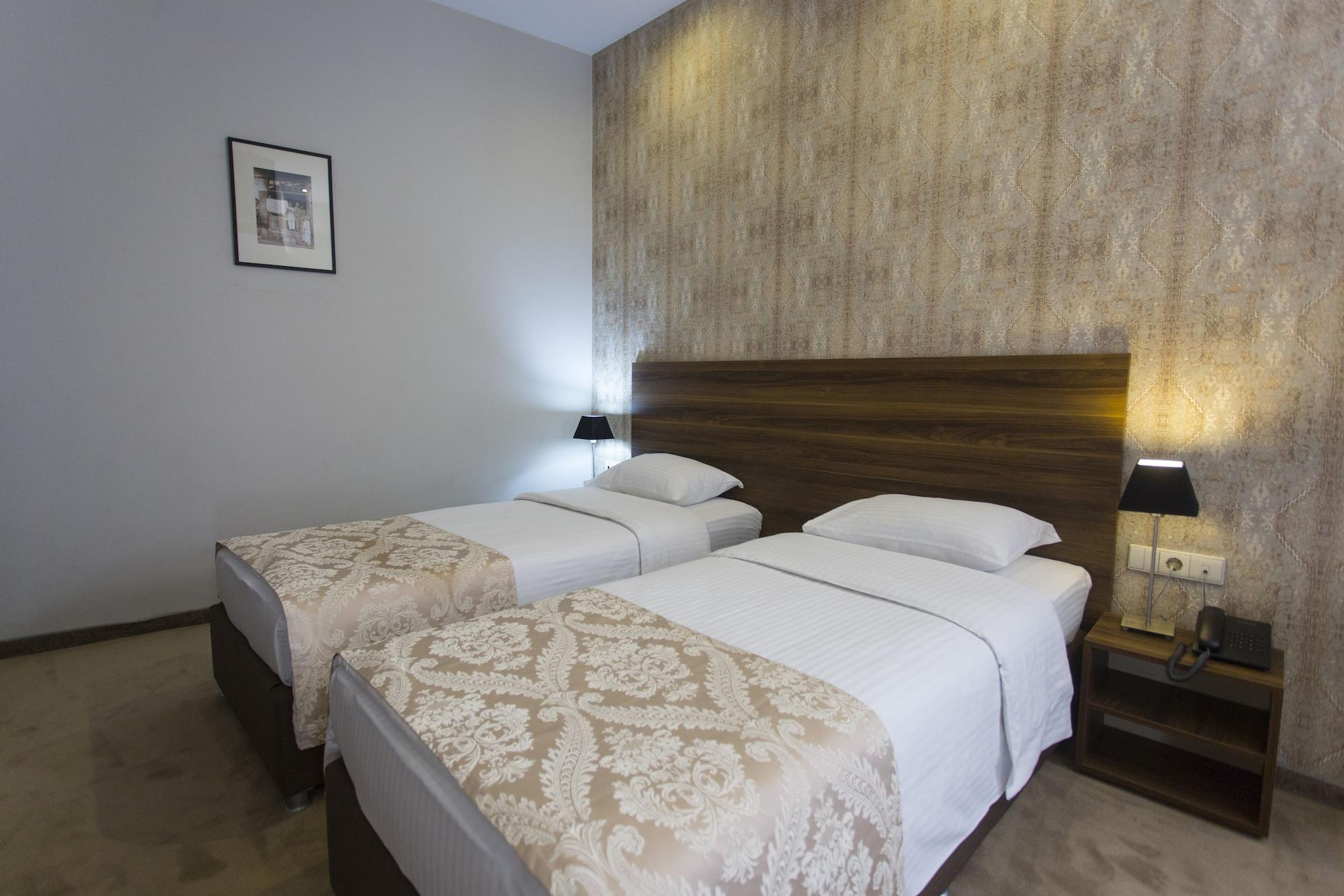 Old Meidan Tbilisi By Urban Hotels ภายนอก รูปภาพ