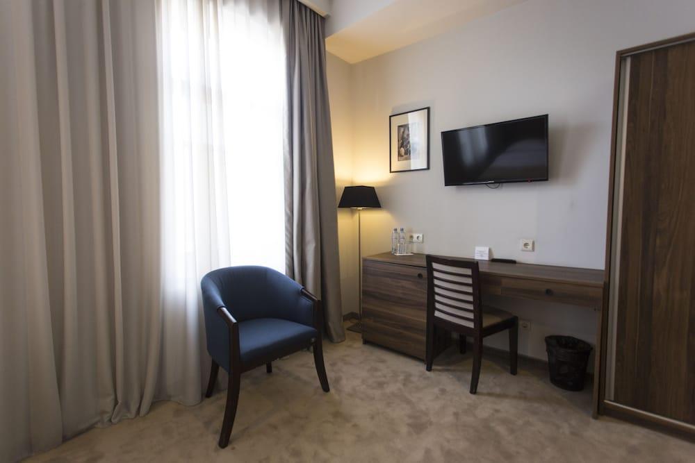 Old Meidan Tbilisi By Urban Hotels ภายนอก รูปภาพ