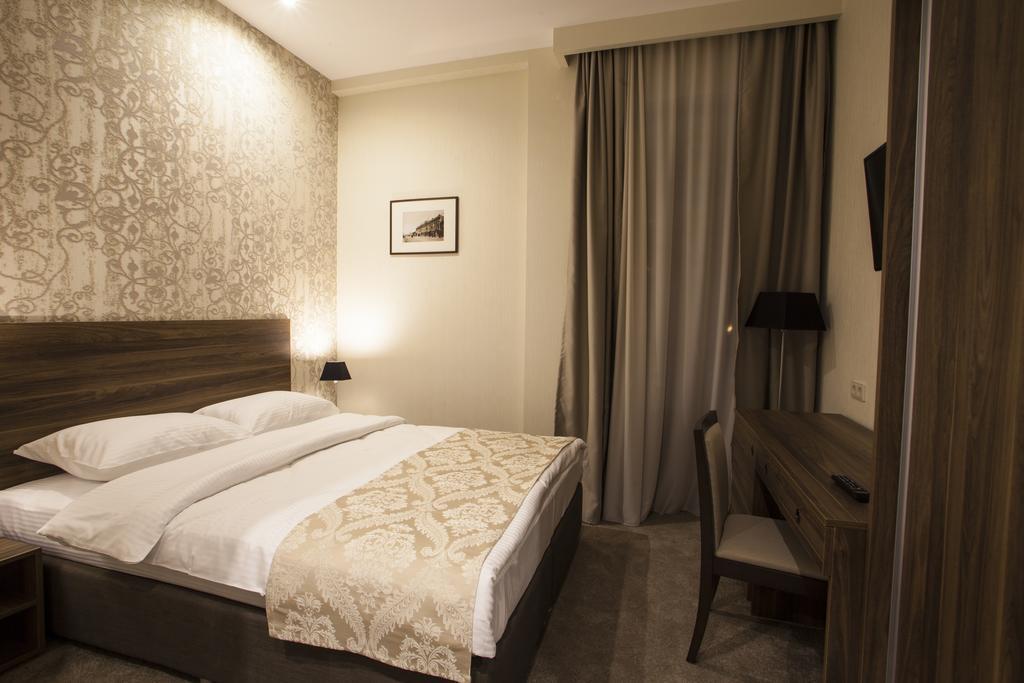 Old Meidan Tbilisi By Urban Hotels ภายนอก รูปภาพ