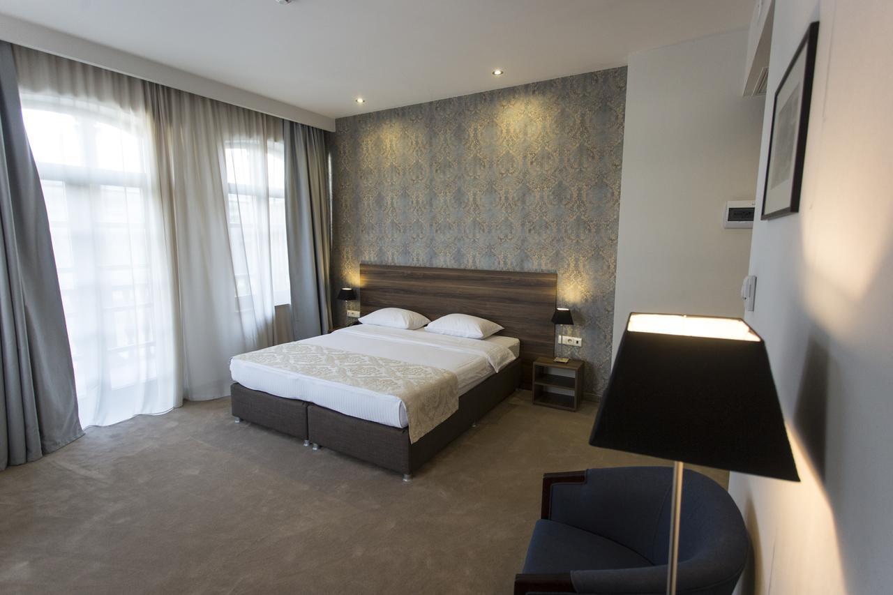 Old Meidan Tbilisi By Urban Hotels ภายนอก รูปภาพ
